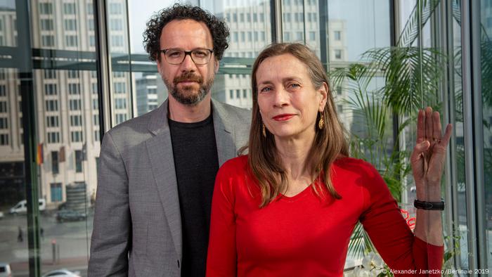 Un retrato de Mariette Rissenbeek y Carlo Chatrian.