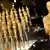 Mehrere goldene Trophäen des US-amerikansichen Filmpreises Oscar (Foto: picture alliance/dpa).