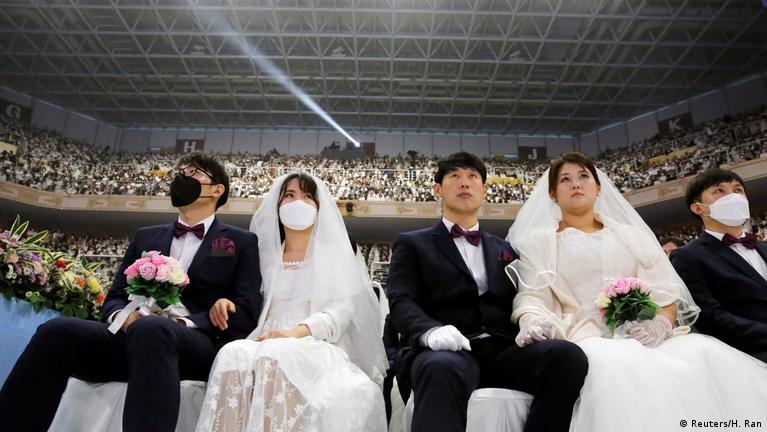 South Korea Thousands married in mass wedding – DW