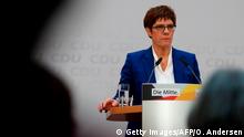 Maoni:Tetemeko kujiuzulu Kramp-Karrenbauer halikutisa tu CDU