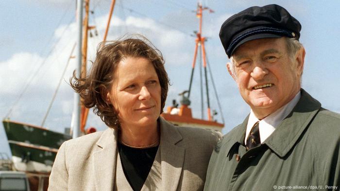 Christina and Johannes Rau in 1999 on a sea ferry on their way to Spiekerog Island