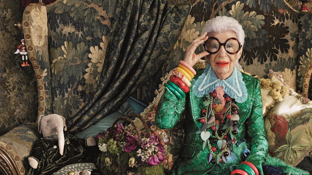 moth dialect Good feeling At 100, Iris Apfel is as stylish as ever – DW – 08/29/2021