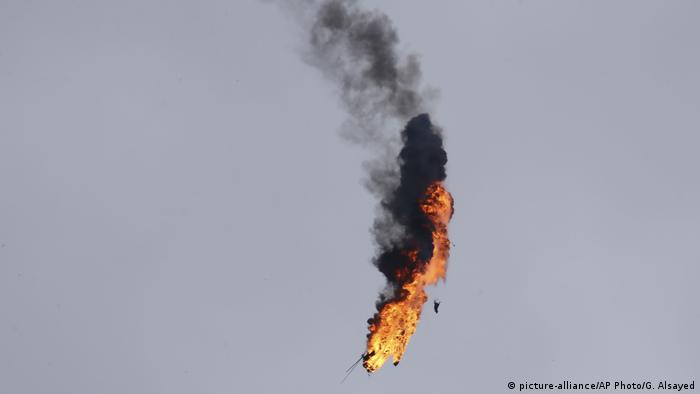 Syrien: Hubschrauber in Flammen