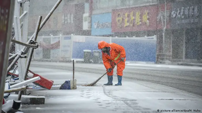 China Xiaogan Coronavirus Schneefall Schnee Wetter