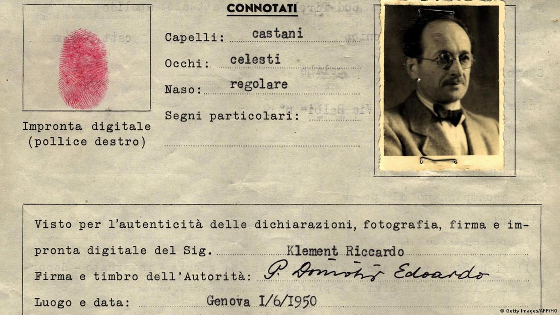 Adolf Eichmanns falska pass med aliaset Ricardo Klement