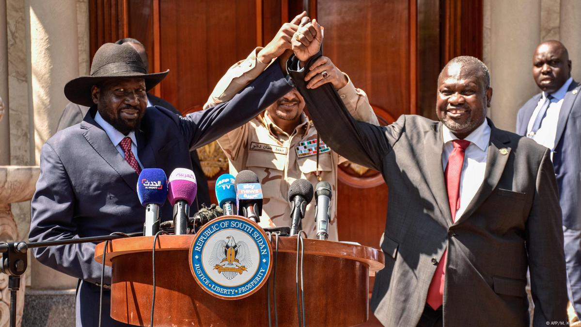 South Sudan heralds era of peace with new government – DW – 02/23/2020