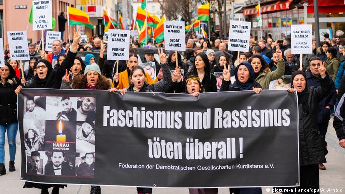 Protesters in Hanau