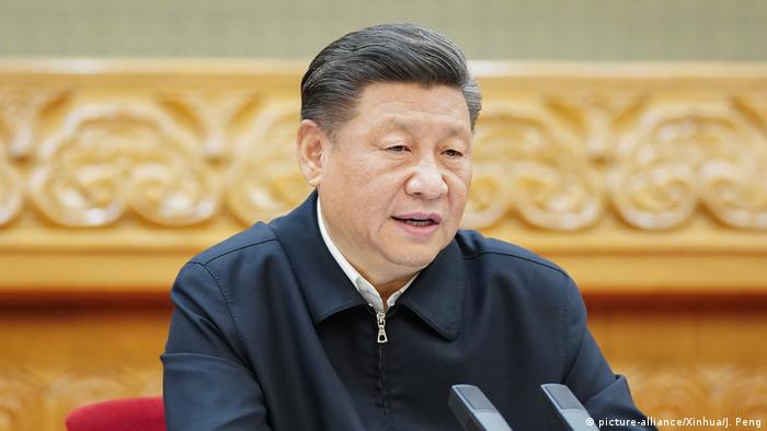 Си Цзиньпин на заседании по эпидемии коронавируса в Пекине