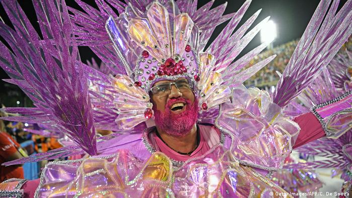 Brazil Rio Postpones Carnival Over Coronavirus News Dw 25 09