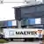 Caminhão com contêiner da empresa Maersk sai de área portuária