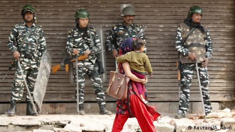 Indien Neu Delhi | Unruhen durch Proteste für und gegen neues Gesetz zur Staatsbürgerschaft (Reuters/A. Abidi)