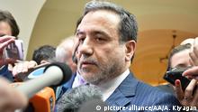 VIENNA, AUSTRIA - FEBRUARY 26: Iranian Deputy Foreign Minister Abbas Araghchi makes statements as part of the meeting of the Joint Commission of the Joint Comprehensive Plan of Action (JCPOA), also known as nuclear deal with Iran, held under the presidency of Helga Schmid (L), secretary general of the European External Action Service (EEAS) and with the participation of high-level officers from Iran, China, Russia, France, Germany, England and European Union, on February 26, 2020 in Vienna, Austria. Askin Kiyagan / Anadolu Agency | Keine Weitergabe an Wiederverkäufer.
