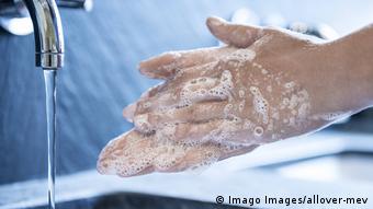 Το συχνό και σχολαστικό πλύσιμο χεριών ήταν από τα πρώτα μέτρα κατά της εξάπλωσης του κορωνοϊού