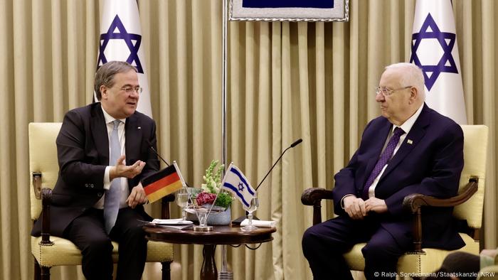 Laschet In Jerusalem Schame Mich Fur Antisemitismus In Deutschland Aktuell Nahost Dw 01 03 2020