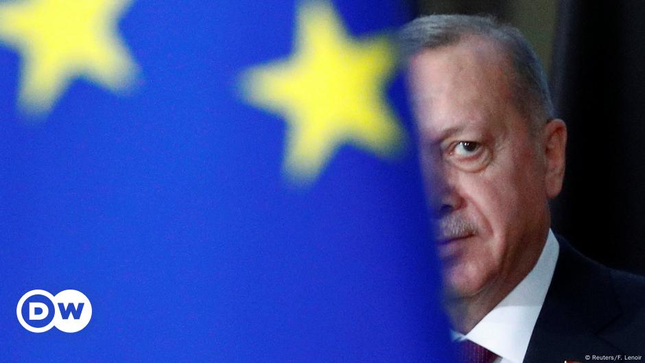 Γνώμη: Ο Ερντογάν βάζει την Τουρκία σε αντιπαράθεση με την ΕΕ |  Γνώμη |  DW