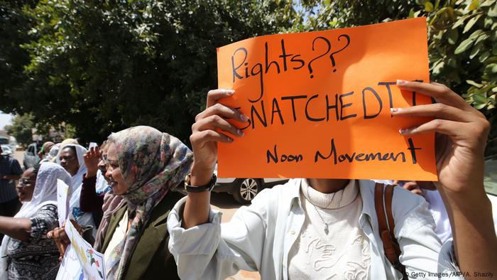 Women protesting in Sudan