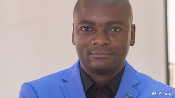 Angola Carlos Cambuta