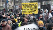 Chalecos amarillos salen a las calles de Francia