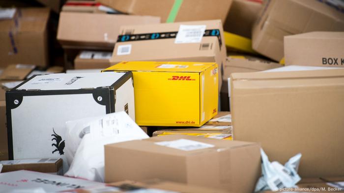 Deutsche Post - Jahreszahlen (picture-alliance/dpa/M. Becker)