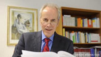 Der Direktor des Kriminologischen Forschungsinstituts Niedersachsen, Christian Pfeiffer Foto: dpa