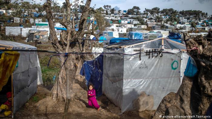 Griechenland Flüchtlingslager auf Lesbos nach Ausschreitungen