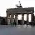 Portão de Brandemburgo, em Berlim, vazio