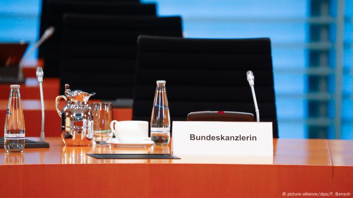Berlin Bundeskabinett tagt ohne Merkel