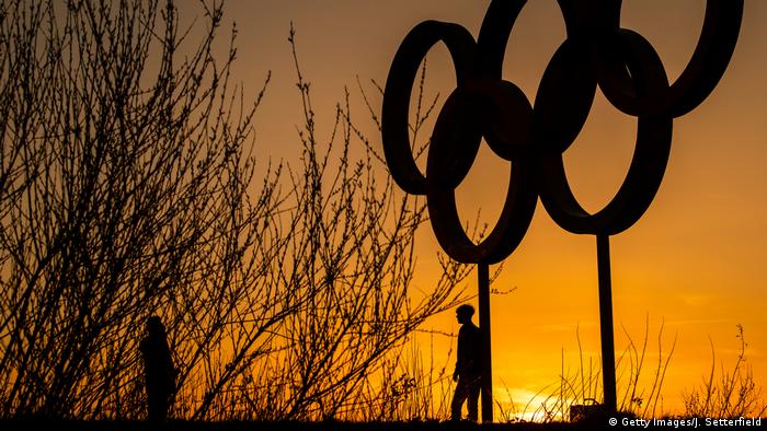 London Olympische Ringe im Park von Stratford