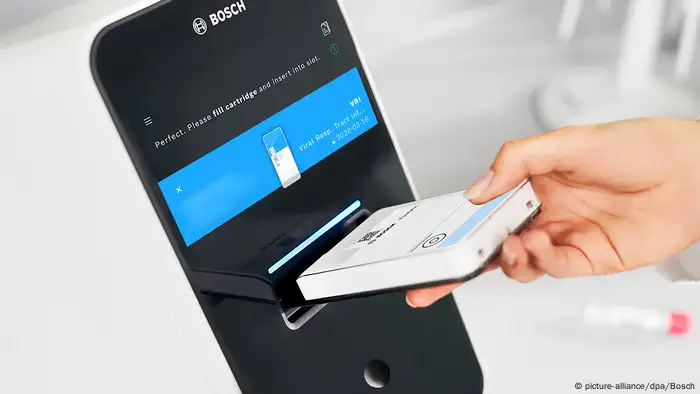Bosch entwickelt Corona-Schnelltest (picture-alliance/dpa/Bosch)