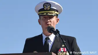 USA San Diego | Captain Brett Crozier auf der USS Theodore Roosevelt