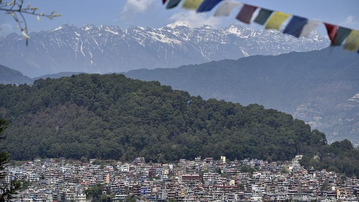 COVID-19 Ausganggsperre In Nepal - Kathmandu (picture-alliance/NurPhoto/N. Maharjan)