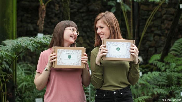 Die Gründerinnen des Berliner Startups Grüneo, Lena Müller (links) und Alicia Ferrer Deutschland Berlin