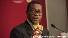 (191126) -- KIGALI, Nov. 26, 2019 () -- President of African Development Bank Akinwumi Adesina speaks at the Global Gender Summit in Kigali, capital city of Rwanda, Nov. 25, 2019. The 4th Global Gender Summit kicked off on Monday in Rwandan capital city Kigali, where African leaders pushed for concerted efforts to close gender gap in Africa. The three-day summit dubbed, unpacking constraints to gender equality, brings together over 2,000 delegates including heads of state, development partners, non-governmental organizations and academia. (Photo by Cyril Nedegeya/) |