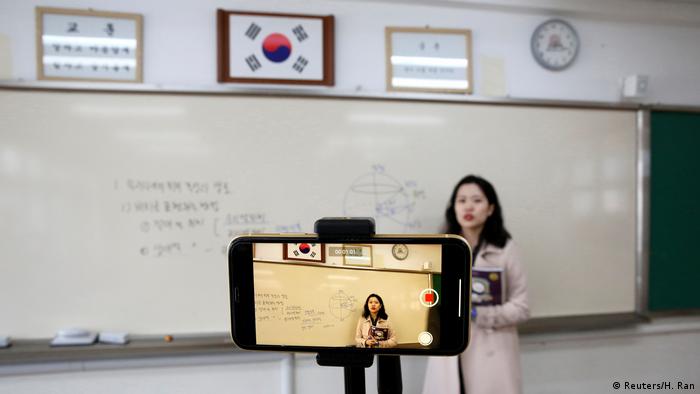 Südkorea Corona-Krise Wahlen Alltag Lehrerin Online Schule
