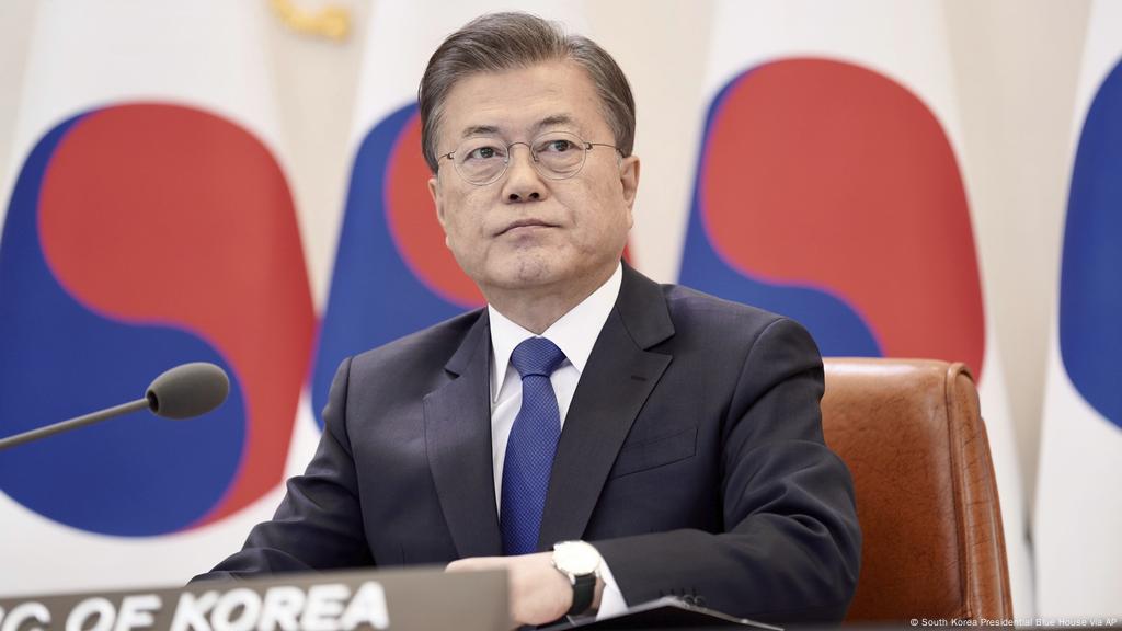 South Korean Government Tainted With Corruption Allegations Asia An In Depth Look At News From Across The Continent Dw 10 12 2020
