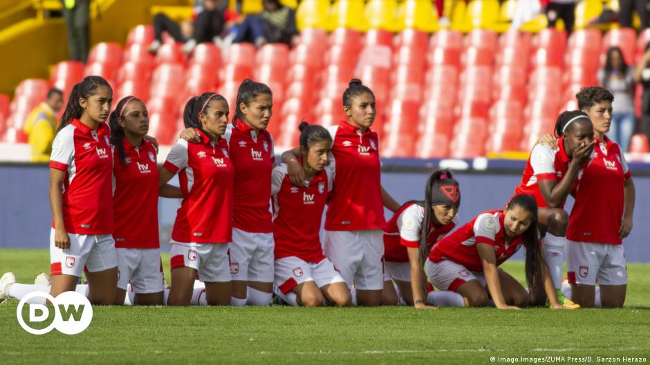 Colombia women's players alleging discrimination receive men's team's  support - BBC Sport