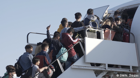 "Η Γερμανία πρέπει να δεχτεί πρόσφυγες"