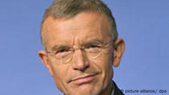 Klaus Hurrelmann lächelt in die Kamera (Foto: picture alliance/ dpa)