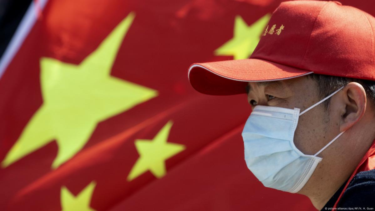 China Li Zehua reappears in sixminute video DW 04/24/2020