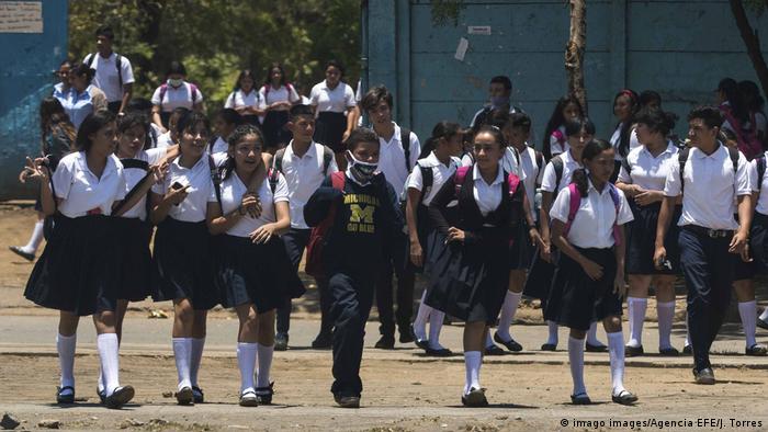 Nicaragua Coronavirus Schule (imago images/Agencia EFE/J. Torres)