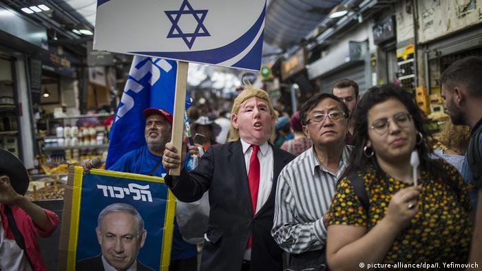 Israel Jerusalem | Anhänger der Likud Partei verkleidet als Trump