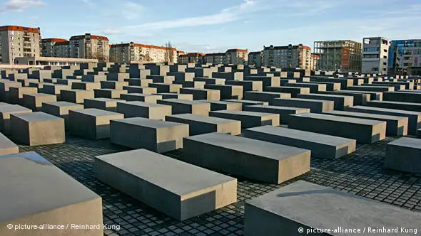 Holocaust Mahnmal in Berlin Deutschland Flash-Galerie
