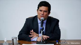 Brazil S Justice Minister Sergio Moro Quits Says Bolsonaro Was Meddling News Dw 24 04 2020