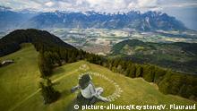 Seni 3D Raksasa di Pegunungan Alpen