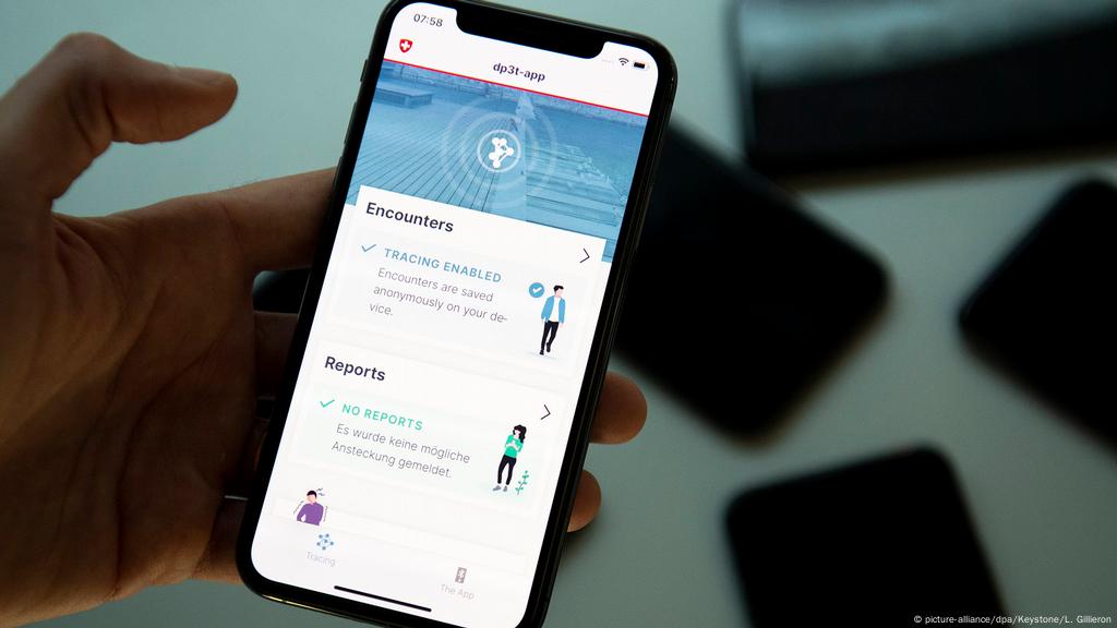 Coronavirus Tracking Apps How Are Countries Monitoring Infections News Dw 27 04 2020