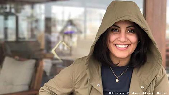 Saudi Arabia: Women′s rights activist Loujain al-Hathloul released from  prison | News | DW | 10.02.2021