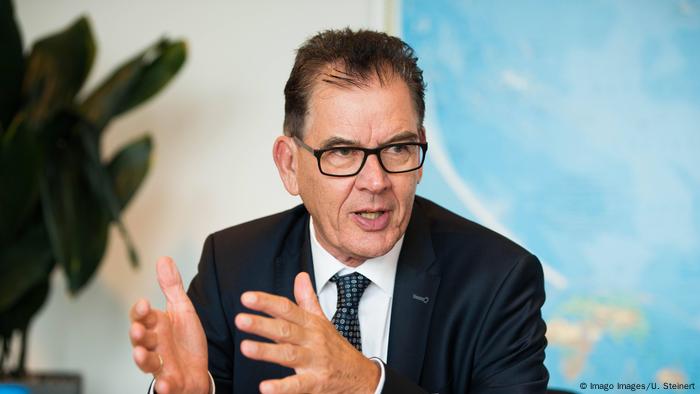 Gerhard Gerd Müller Bundesentwicklungsminister Gerhard Gerd Müller Bundesentwicklungsminister