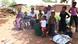 Niños con sus madres en un Ghana. Niños con sus madres en un Ghana.
