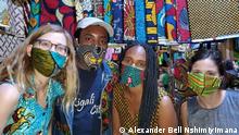 Ruanda Designer Alexander Bell Nshimiyimana mit Gesichtsmaske (Alexander Bell Nshimiyimana)