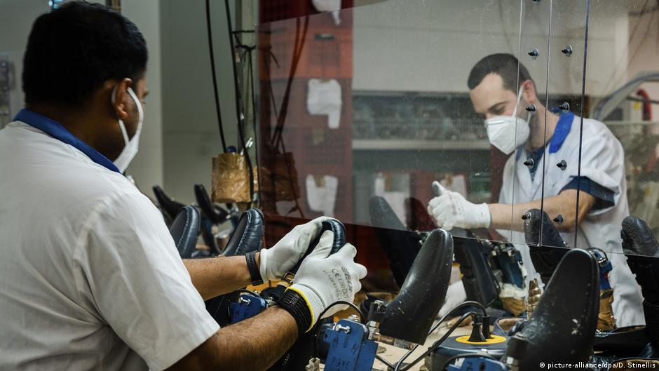 Political Turmoil For Italy Comes At The Worst Possible Time Business Economy And Finance News From A German Perspective Dw 13 01 2021